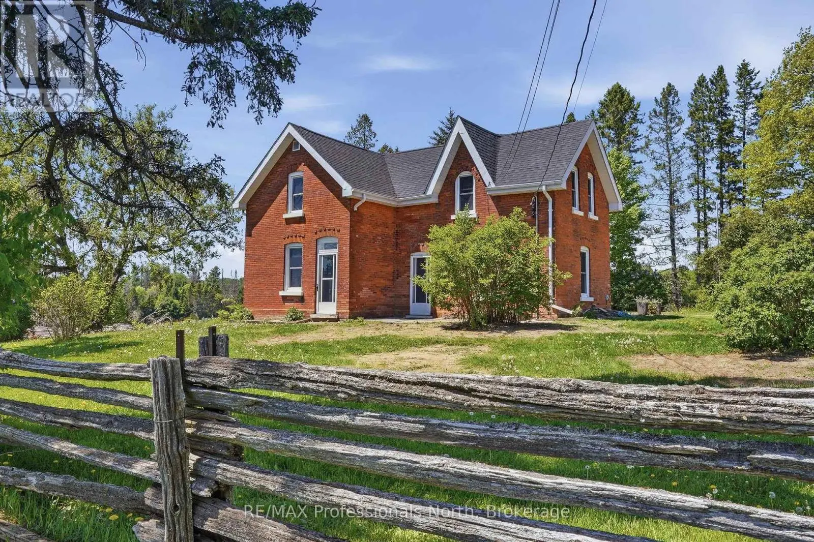 230 Pickerel & Jack Lake Road, Armour